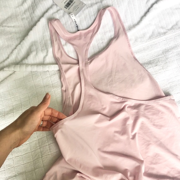 Fabletics tank top - Picture 3 of 4